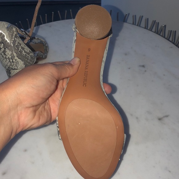 Snake skin heels - Picture 4 of 5